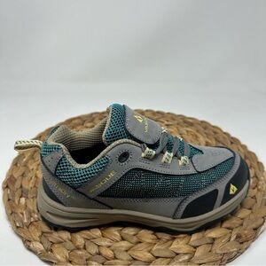 Vasque Monolith Low Ultra Dry Hiking Shoe Gargoyle Size 3 Little Kids